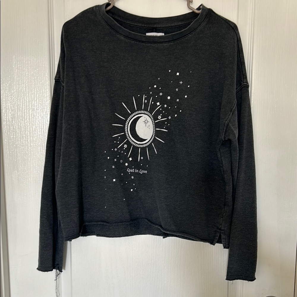 Black Graphic Sweatshirt